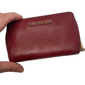 Small Michael Kors Small Pebbled Leather Wallet 🤍